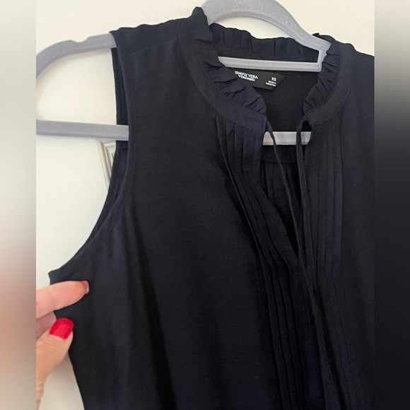 Simply Vera Vera Wang Black Sleeveless Women's Top Rayon Blend size XS - Picture 6 of 13